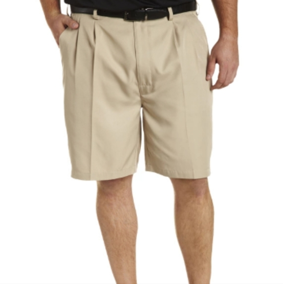 Reebok Other - Reebok Golf Shorts Tan